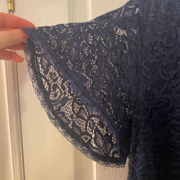 Navy Lace Dress - Picture 4 of 4